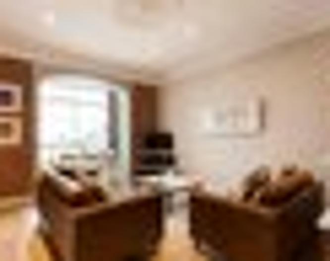 Fuster Apartments By Aspasios - Wohnbeispiel