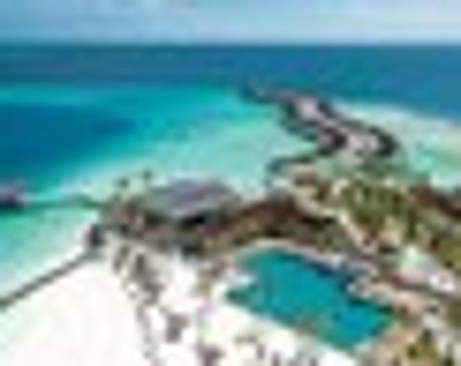 OBLU XPERIENCE Ailafushi - Pool