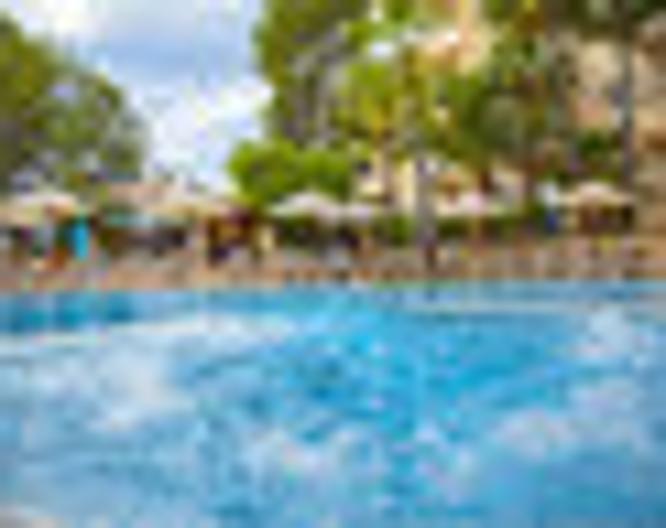 Valentin Reina Paguera - Pool