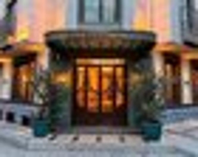 Azade - Außenansicht