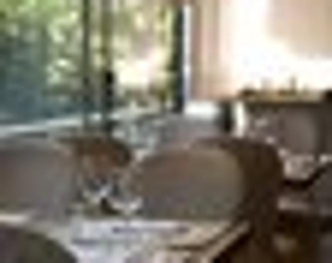 Villa Esperia - Essen und Trinken