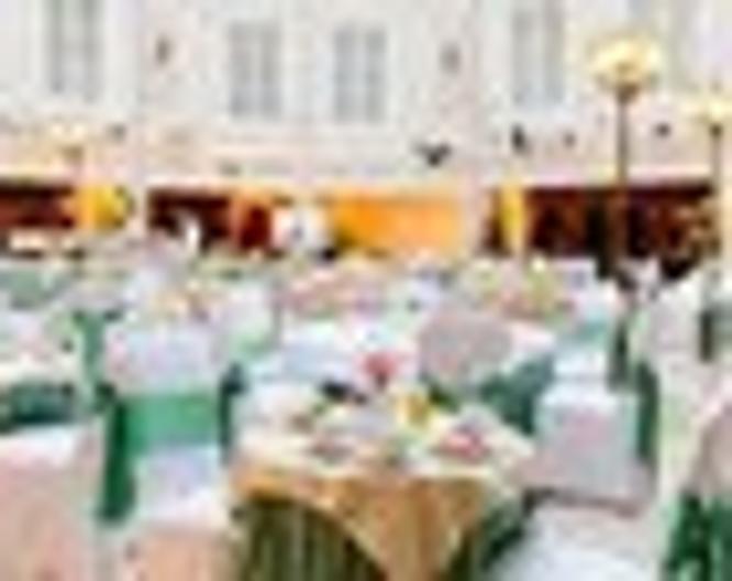 Grand Hotel Emerald - Essen und Trinken