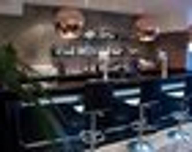 The Brighton - Essen und Trinken