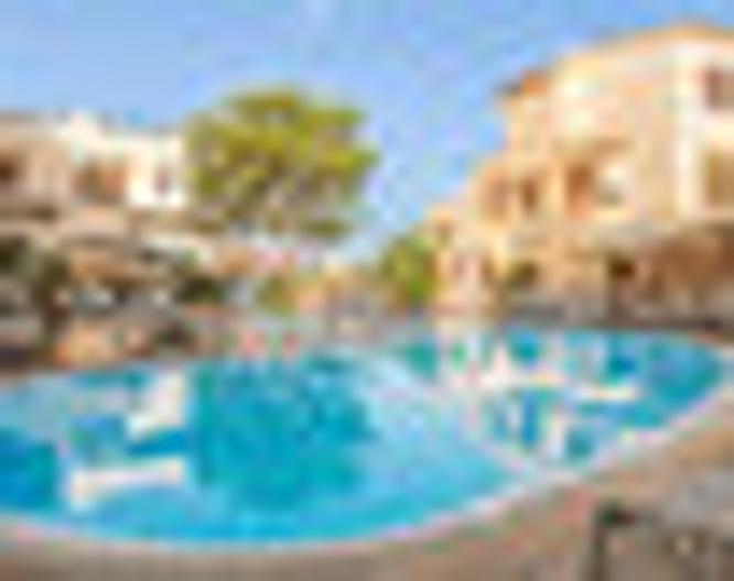 Playa Ferrera - Pool