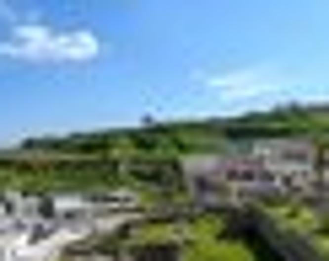 Four Seasons Mansion - Außenansicht