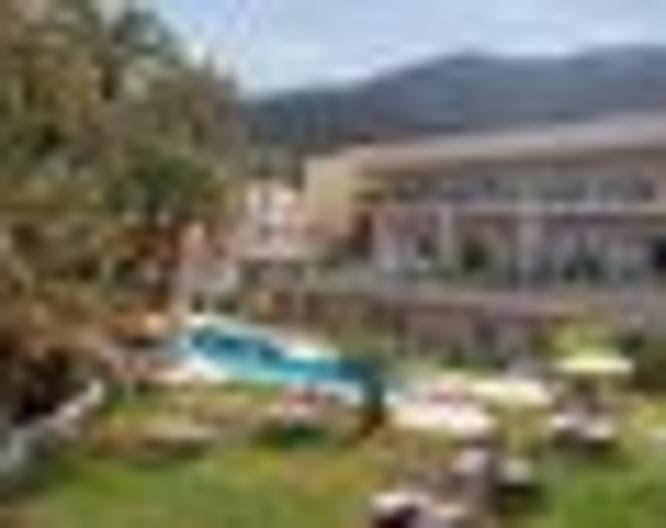 Zeus Palm Beach Hotel - Außenansicht