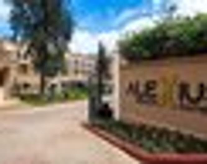 Alexius Beach Hotel - Außenansicht