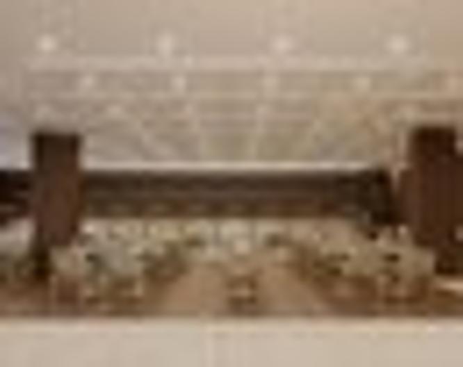 Ring Downtown Hotel - Essen und Trinken