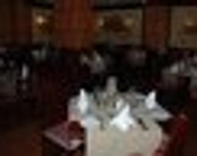 Grand Pyramids Hotel - Essen und Trinken