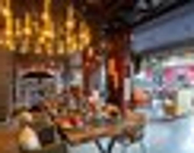 Aslan Corner Hotel - Essen und Trinken