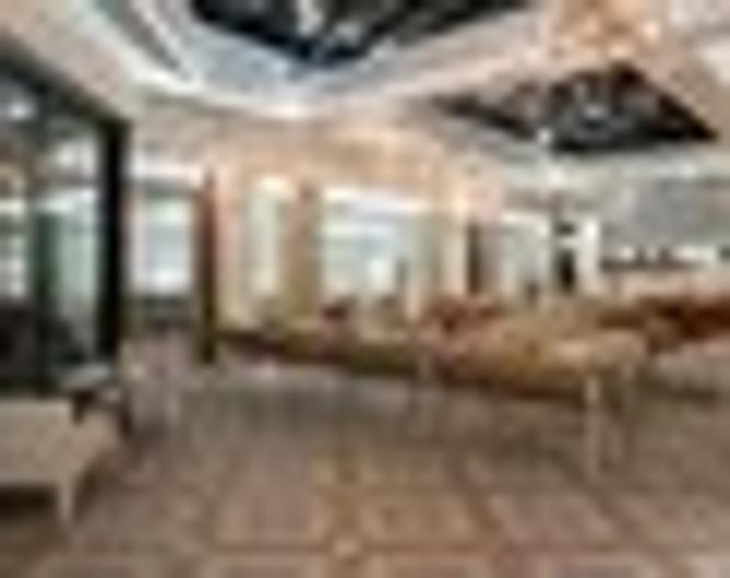 Hotel 34B - Astotel - Essen und Trinken