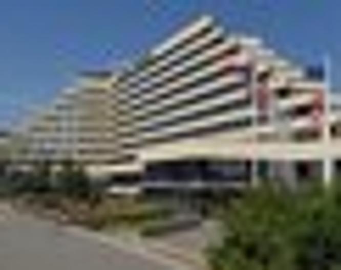 Orea Hotel Pyramida - Außenansicht