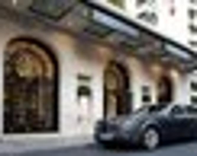 Four Seasons Hotel George V, Paris - Außenansicht