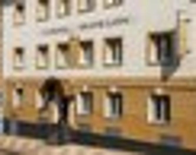 Hotel White Lion - Außenansicht