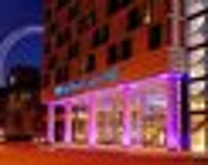 Park Plaza County Hall - Außenansicht