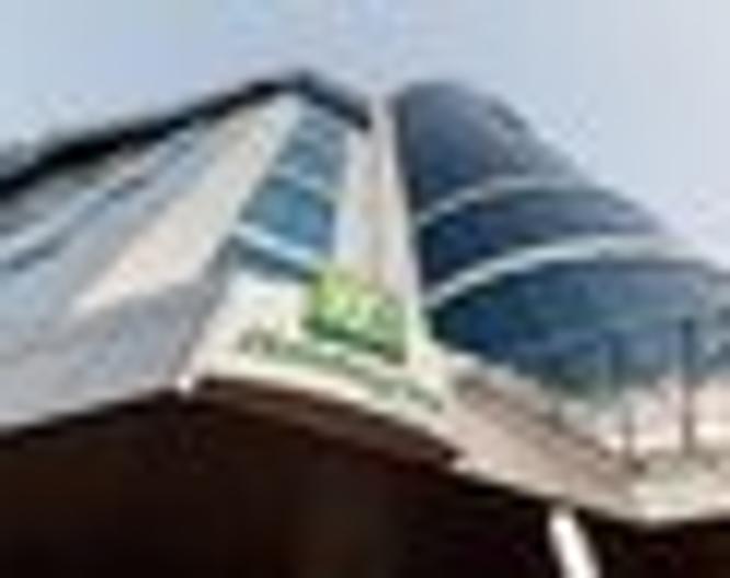 HOLIDAY INN DUBAI AL BARSHA - Außenansicht