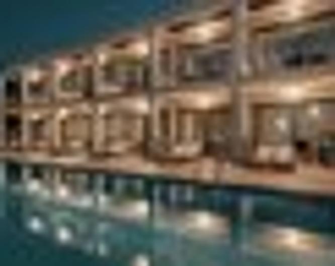 New Beach Hotel - Pool