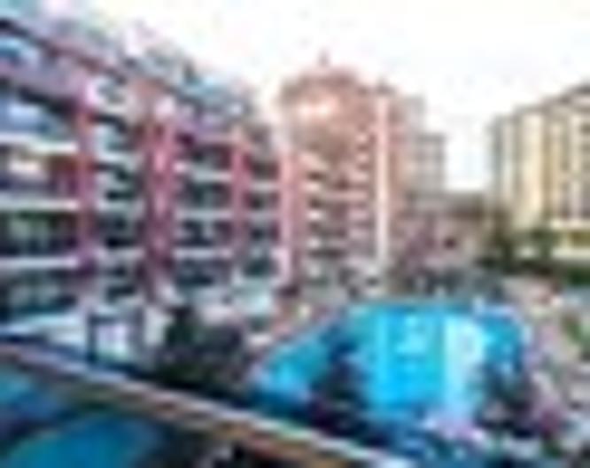 Persey Admiral Plaza Apartments - Außenansicht