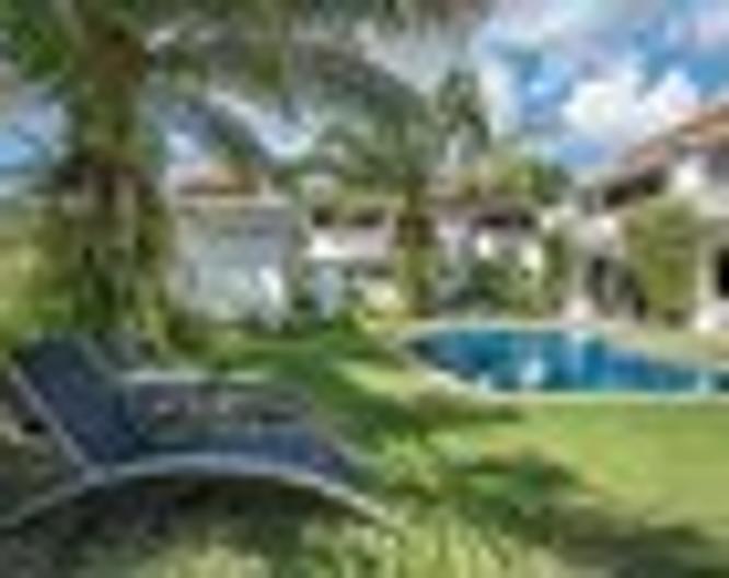 Palm Grove Resort - Außenansicht