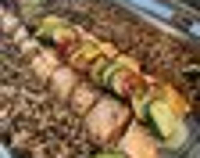 Standing Hotel Suites by Actisource - Essen und Trinken