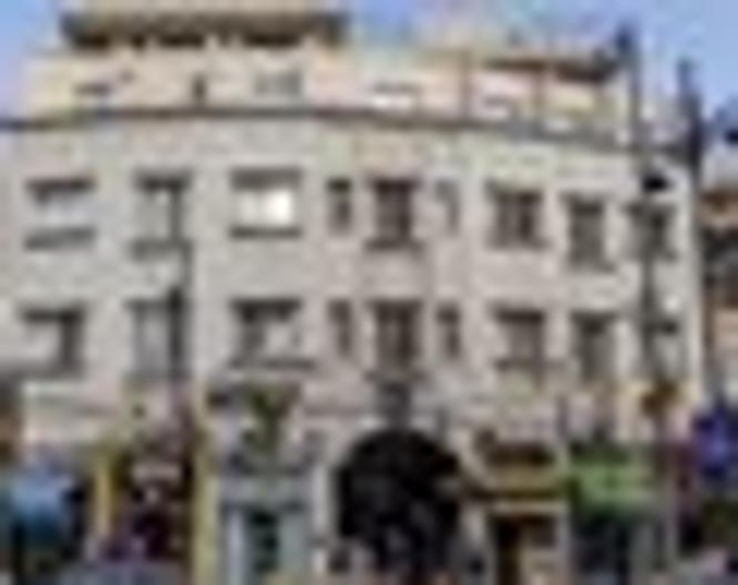 Art Hotel - Außenansicht