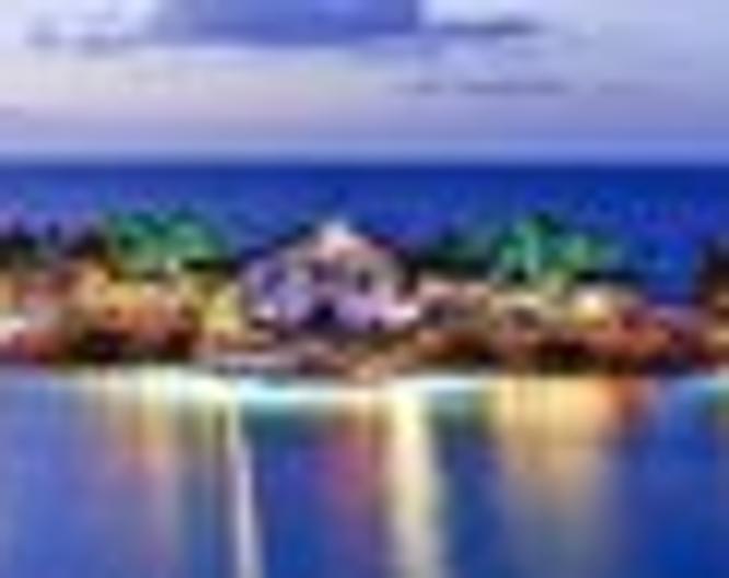 Cratos Premium Hotel Casino & SPA - Außenansicht