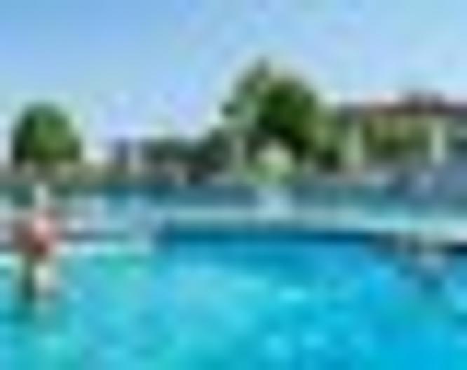 Grand Platon Bomo Club - Pool