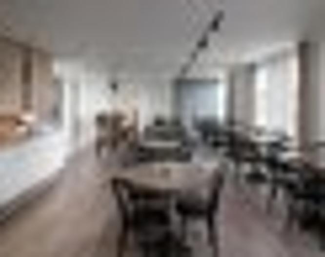 Berjaya Höfn Hotel - Essen und Trinken