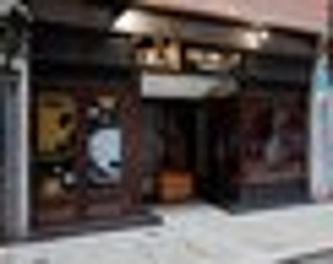 Moon Hostel Bio - Außenansicht