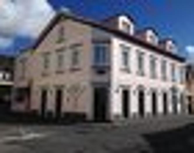 Hotel Vale Verde - Außenansicht