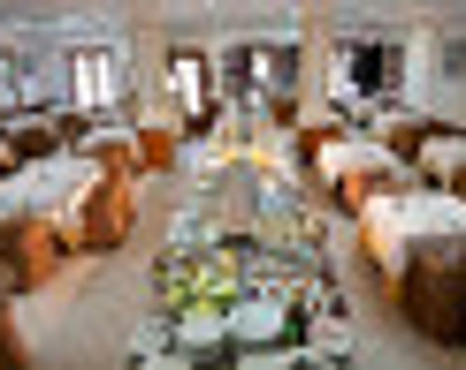 Olympia Hotel Ronda I - Essen und Trinken
