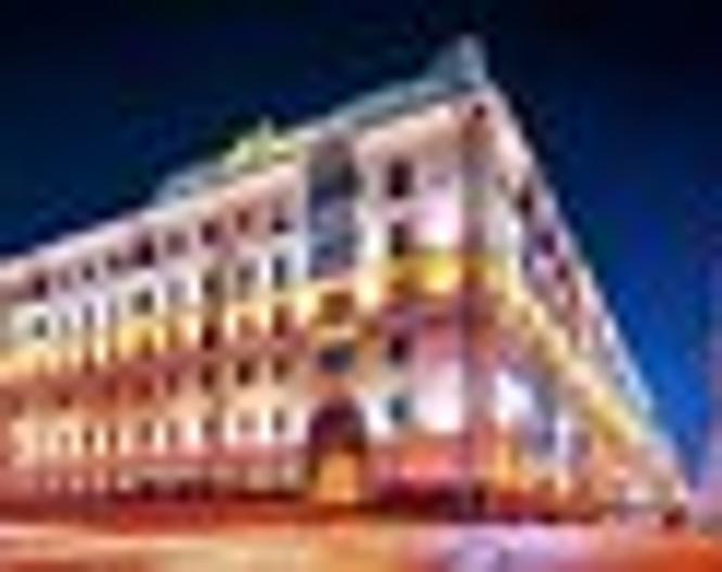 Hotel Minsk - Außenansicht
