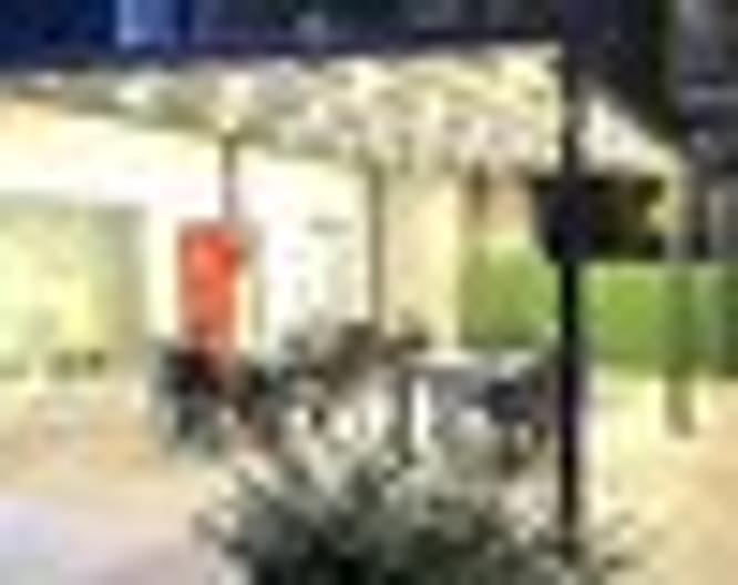 The Leos Residence - Essen und Trinken