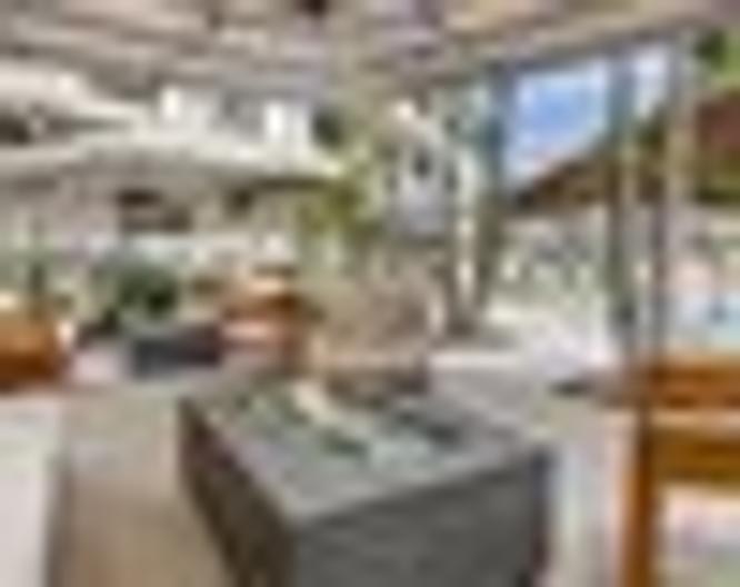 Cambria Hotel Calabasas - Malibu - Essen und Trinken