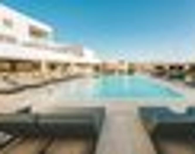 R2 Higos Beach Apartments - Pool