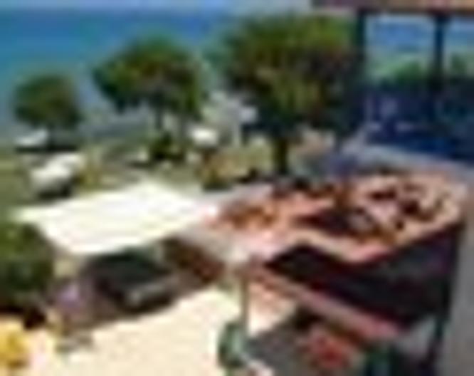 Christiana Beach Hotel - 