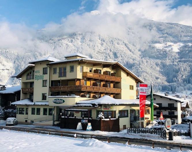 Hotel Alpina - Außenansicht