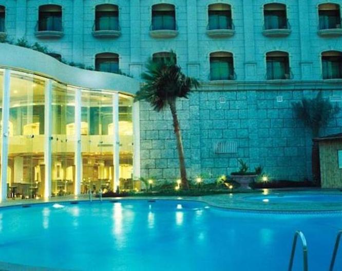 Movenpick Hotel Jeddah - Pool