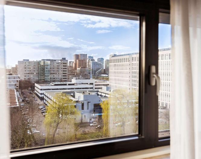 Novotel Amsterdam City - Außenansicht