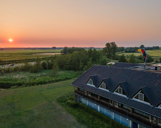 Van der Valk Hotel Volendam - Außenansicht