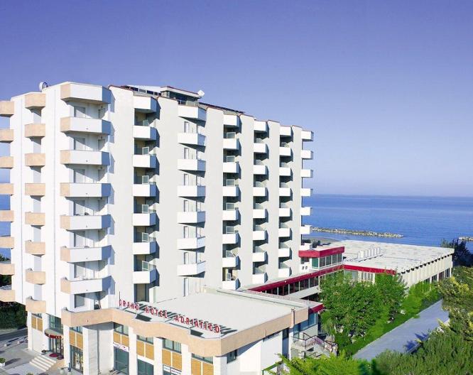 Grand Hotel Adriatico - Außenansicht