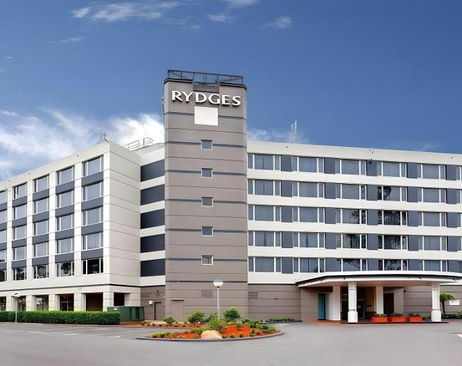 Rydges Bankstown - Außenansicht