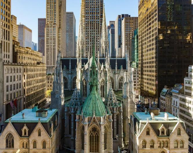 Lotte New York Palace - Außenansicht