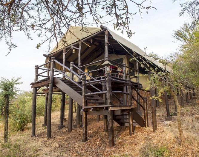 Kirawira Serena Camp - Außenansicht
