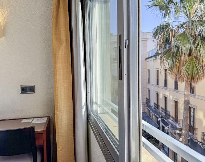 Torreluz II - Außenansicht