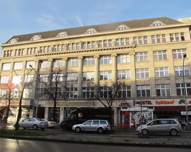 Metropol Hostel Berlin - Außenansicht