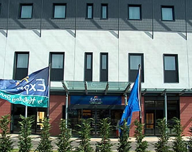 IH Hotels Milano Gioia - Außenansicht