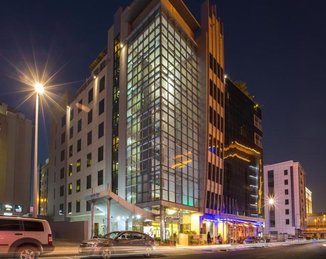 MENA Aparthotel Al Barsha - Außenansicht