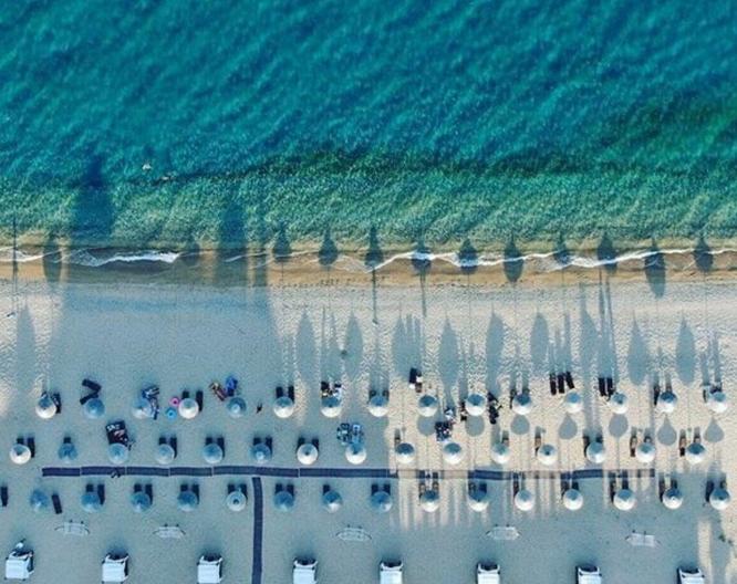 Costa Azzurra Hotel - Landschaft