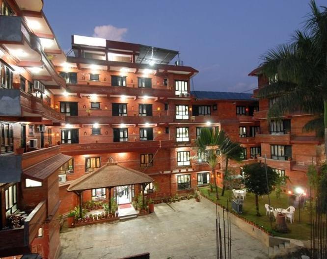 Hotel Landmark Pokhara - Außenansicht